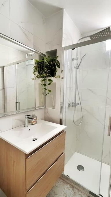 Giovina Living Av Suecia 150M From Beach Los Cristianos  Εξωτερικό φωτογραφία