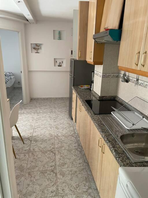 Giovina Living Av Suecia 150M From Beach Los Cristianos  Εξωτερικό φωτογραφία